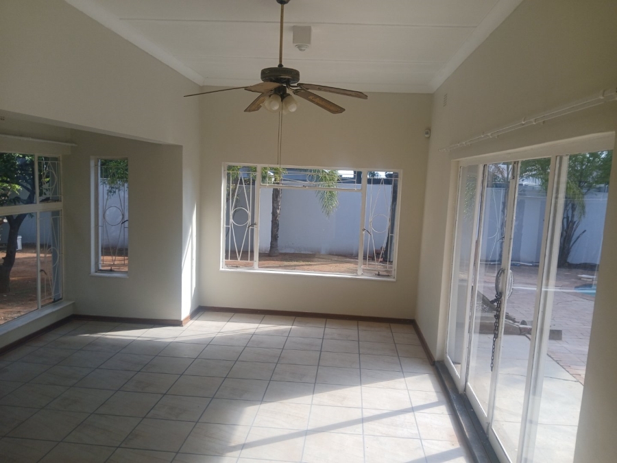  Bedroom Property for Sale in Hadison Park Northern Cape